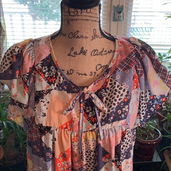 GAP Shirt. Size L. EUC. - Picture 2 of 7